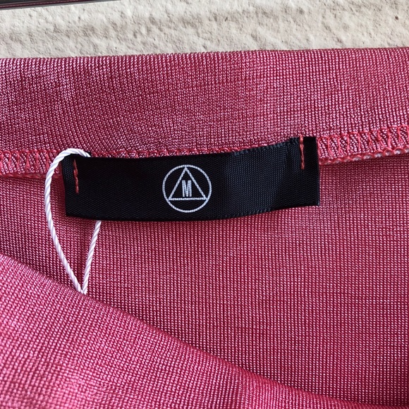 NWOT Missguided Slinky Skirt - Picture 4 of 4